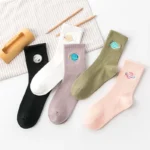 Calcetines-largos-de-estilo-coreano-para-mujer-Harajuku-japon-s-Kawaii-regalos-Planeta-matriz-m-gica