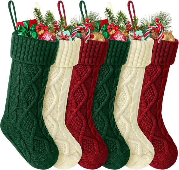 Chaussettes de Noël en tricot torsadé – Chaudes et festives