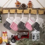 Chaussettes de Noël à suspendre – Décoration et cadeaux festifs