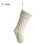 Chaussettes de Noël en tricot torsadé – Chaudes et festives