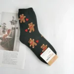Chaussettes brodées ourson pour femme – Confort et fantaisie